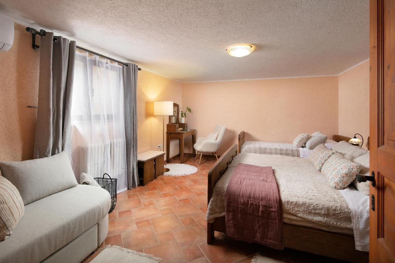 Apartments Valter 881 Novigrad  Bagian luar foto